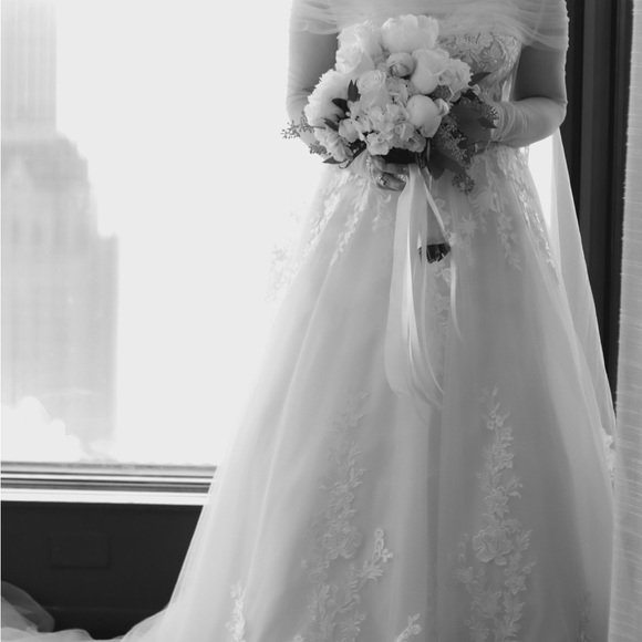 Wedding Dress Size US 8 UK 12 - Picture 6 of 9